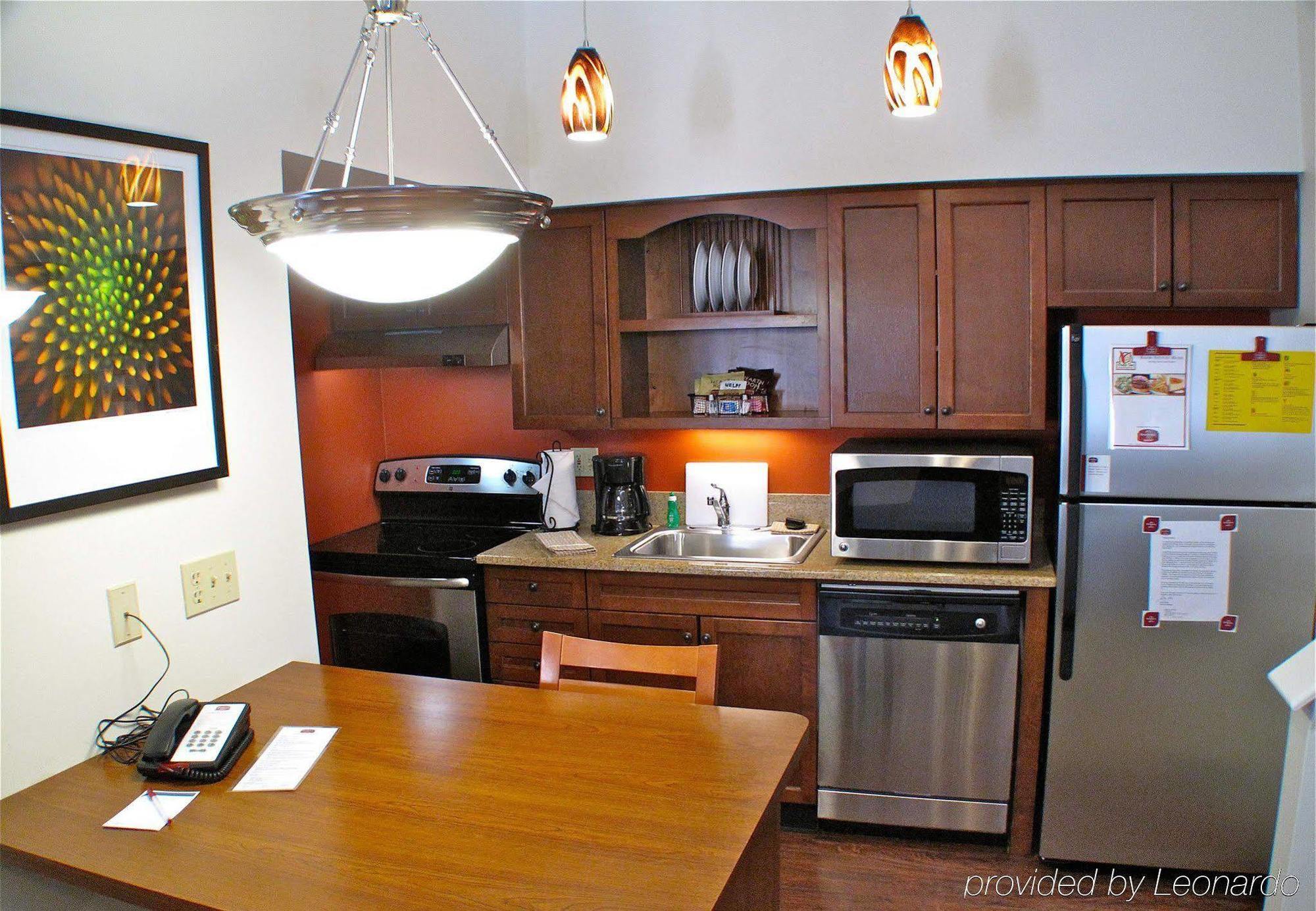 Albany Airport Inn And Suites 라담 객실 사진