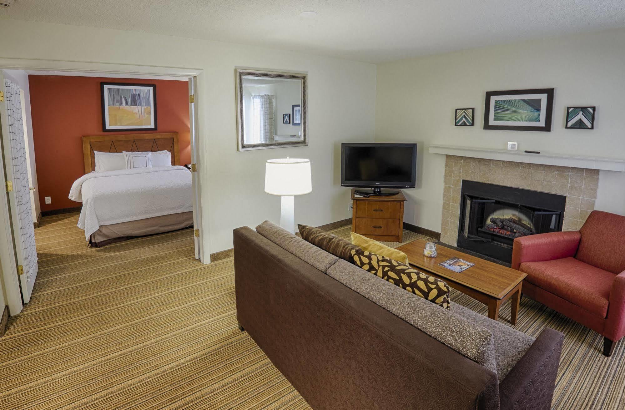 Albany Airport Inn And Suites 라담 외부 사진