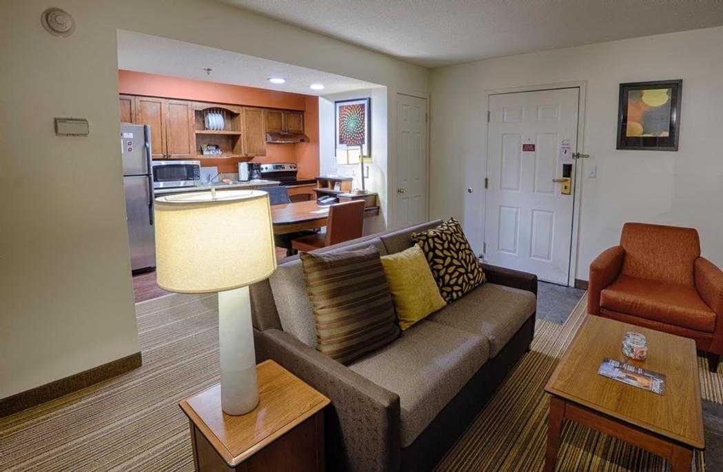 Albany Airport Inn And Suites 라담 외부 사진