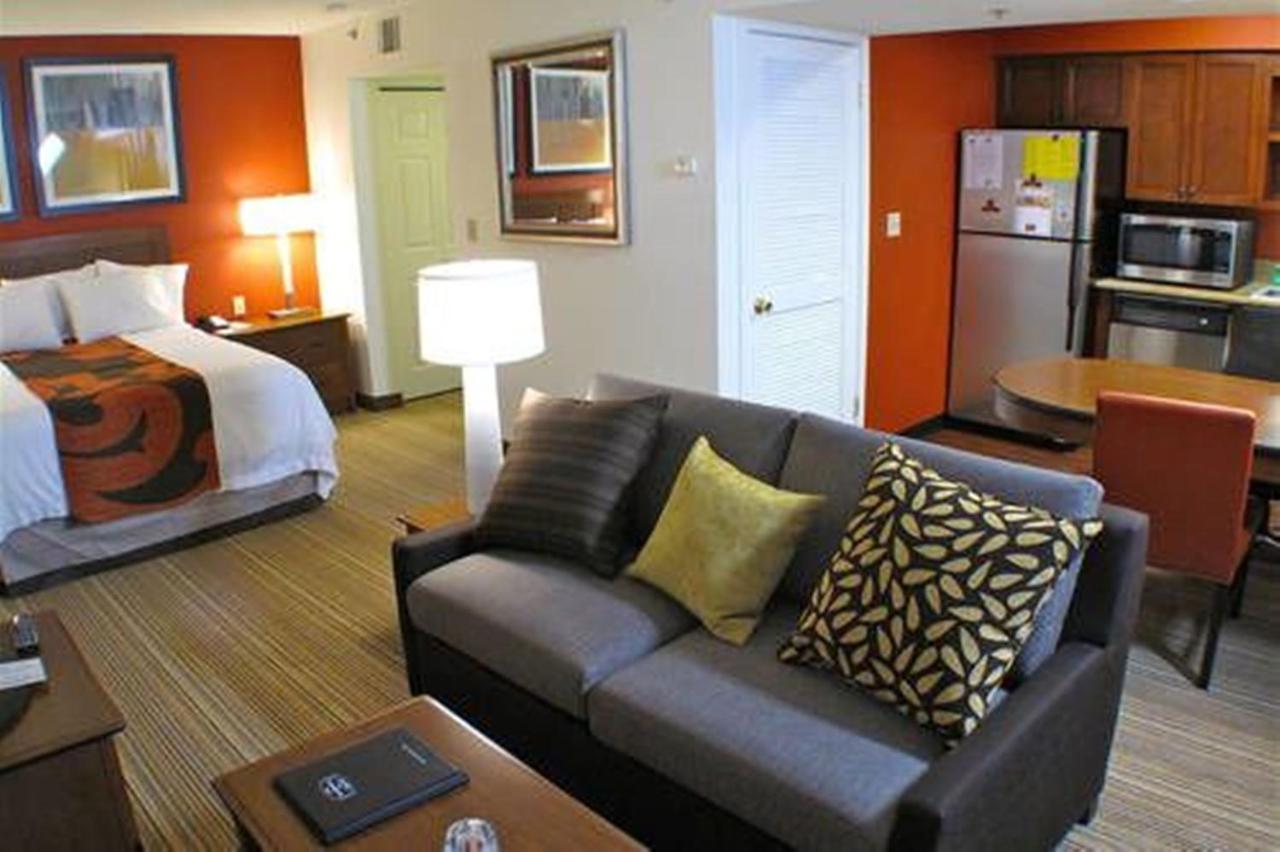 Albany Airport Inn And Suites 라담 객실 사진