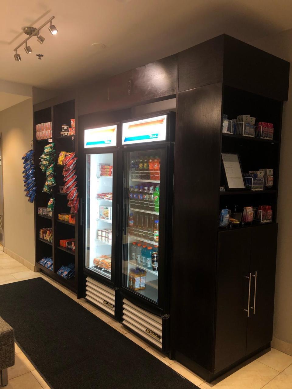 Albany Airport Inn And Suites 라담 외부 사진