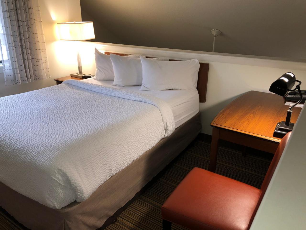 Albany Airport Inn And Suites 라담 외부 사진