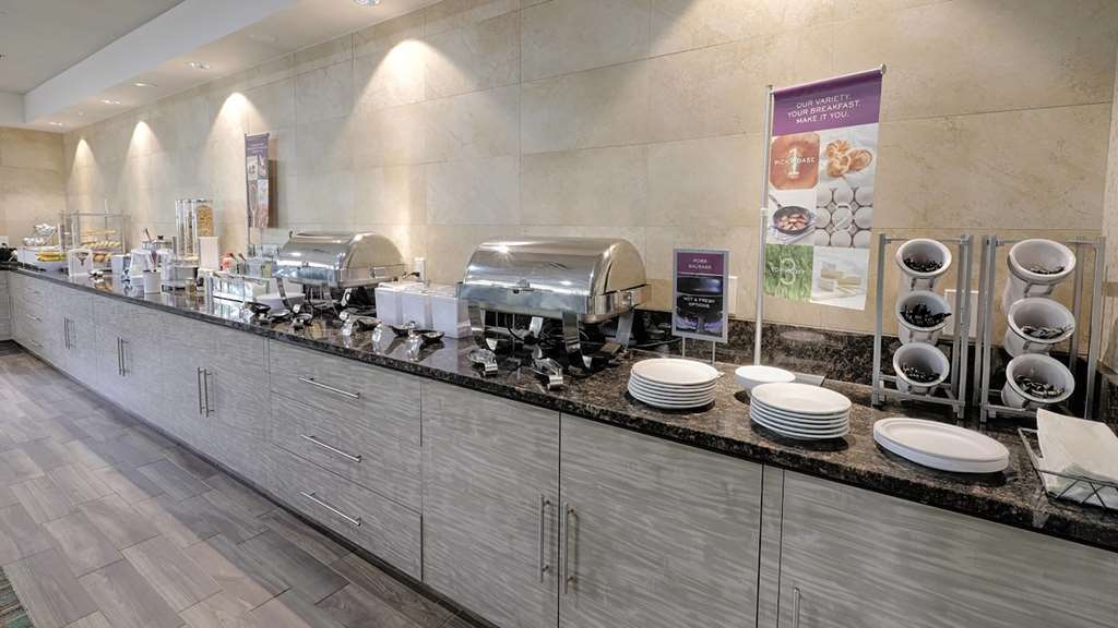 Albany Airport Inn And Suites 라담 레스토랑 사진