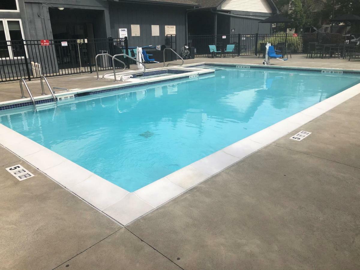 Albany Airport Inn And Suites 라담 외부 사진